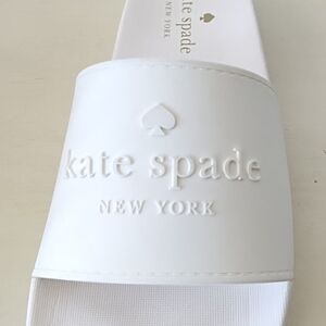 Kate Spade New York Sunny Slide
